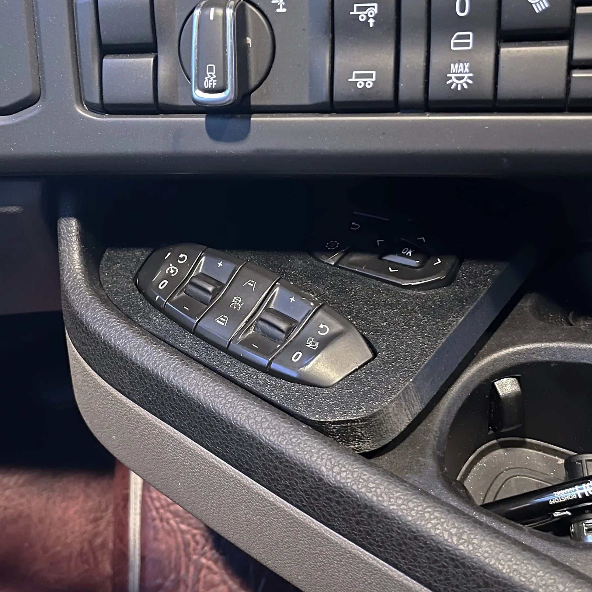 Lenkrad - Schaltereinheit für Scania NextGen – Umrüstsatz für moderne 3 - Speichen - Lenkräder - Exact Designs